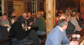 Versammlung von Einwohnern*innen in Potshausen